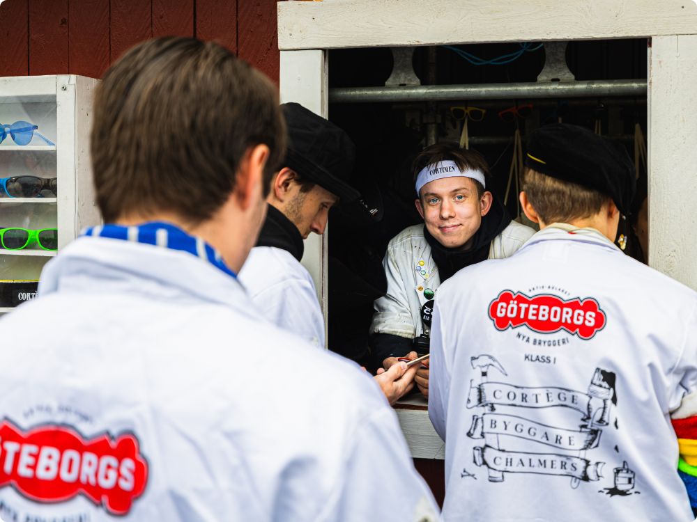 Byggplatsen Dag 1