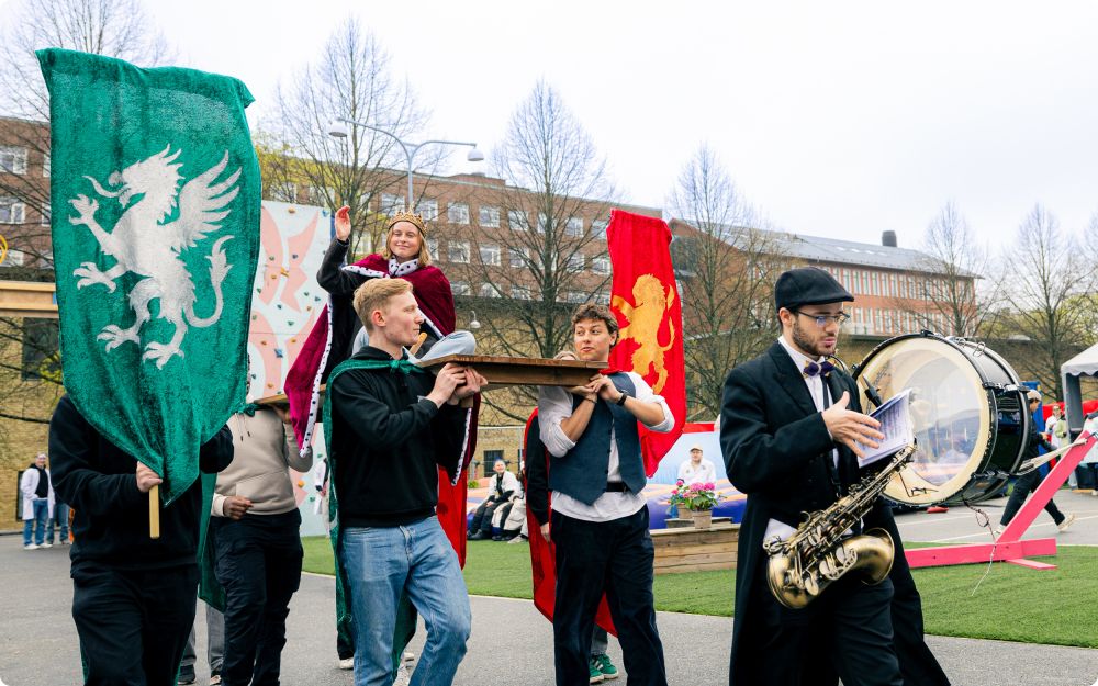 Byggplatsen Dag 1