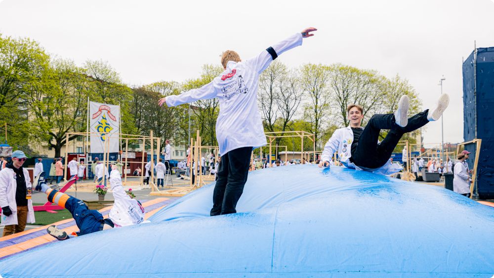 Byggplatsen Dag 1